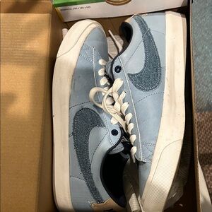 Nike Zoom Blazer Low Pro GT PRM in Midnight Navy and Summit White